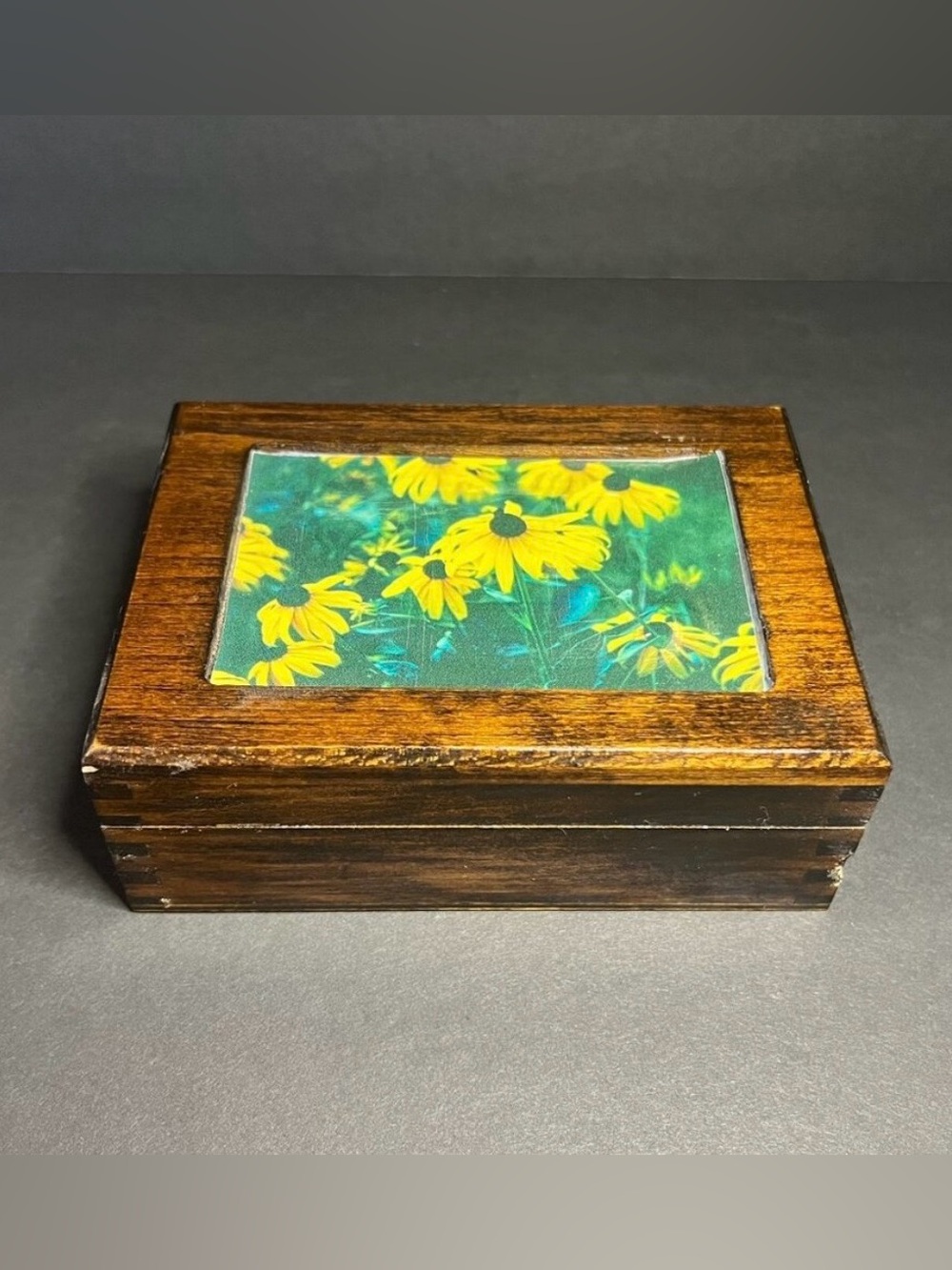 Vintage 70s MCM Wooden Rectangular Coneflower Floral Trinket Jewelry Hinged Box
